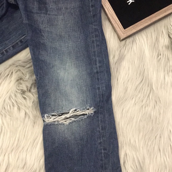 Men’s American Eagle Distressed Jeans - Picture 2 of 4